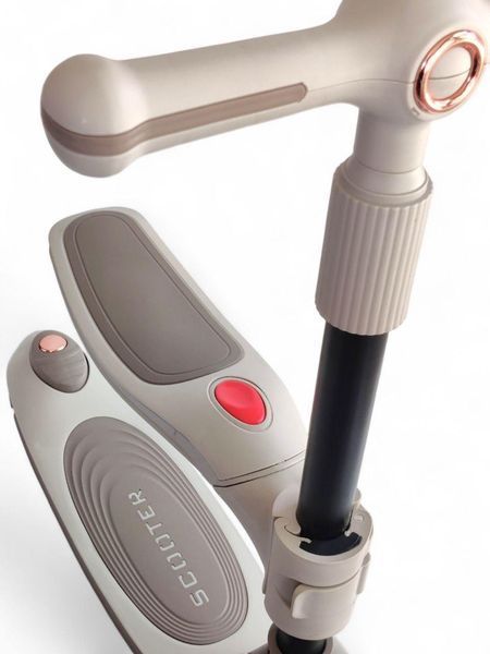 Самокат-беговел 2в1 от 2 лет Scooter Cosmo K603-2 &ndash; музыкальный, со светящимися колесами, регулируемым сиденьем и рулем Розовый Scooter Cosmo K603-2 фото